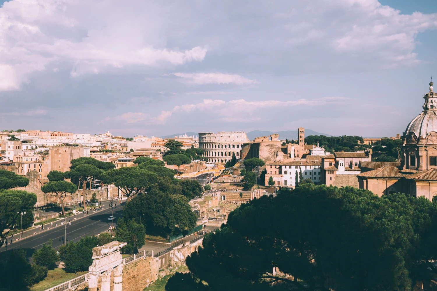 róma időjárás panoráma colosseummal